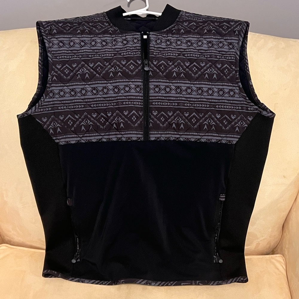 Greyson Golf Vest size L new